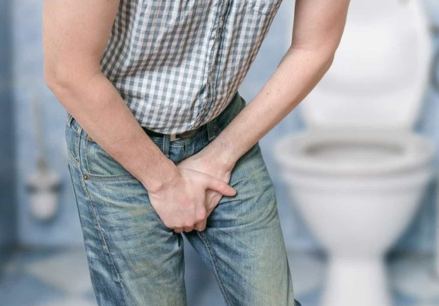 Tiểu buốt ra máu: Nguyên nhân và phương pháp phòng ngừa